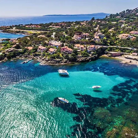 아파트 Appartement, Parc Arbore, Piscine Panoramique Sur Golf De St Tropez 레지상브르