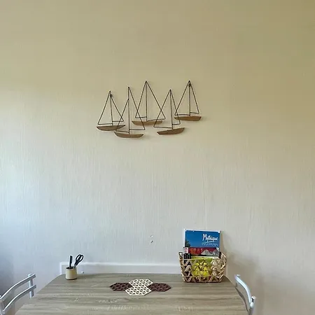 Appartement, Parc Arbore, Piscine Panoramique Sur Golf De St Tropez 아파트 *