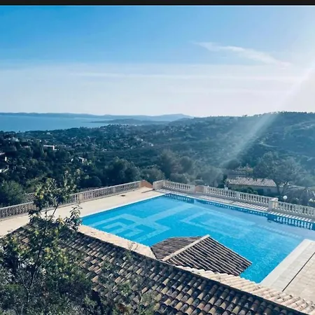 Appartement, Parc Arbore, Piscine Panoramique Sur Golf De St Tropez 公寓 *
